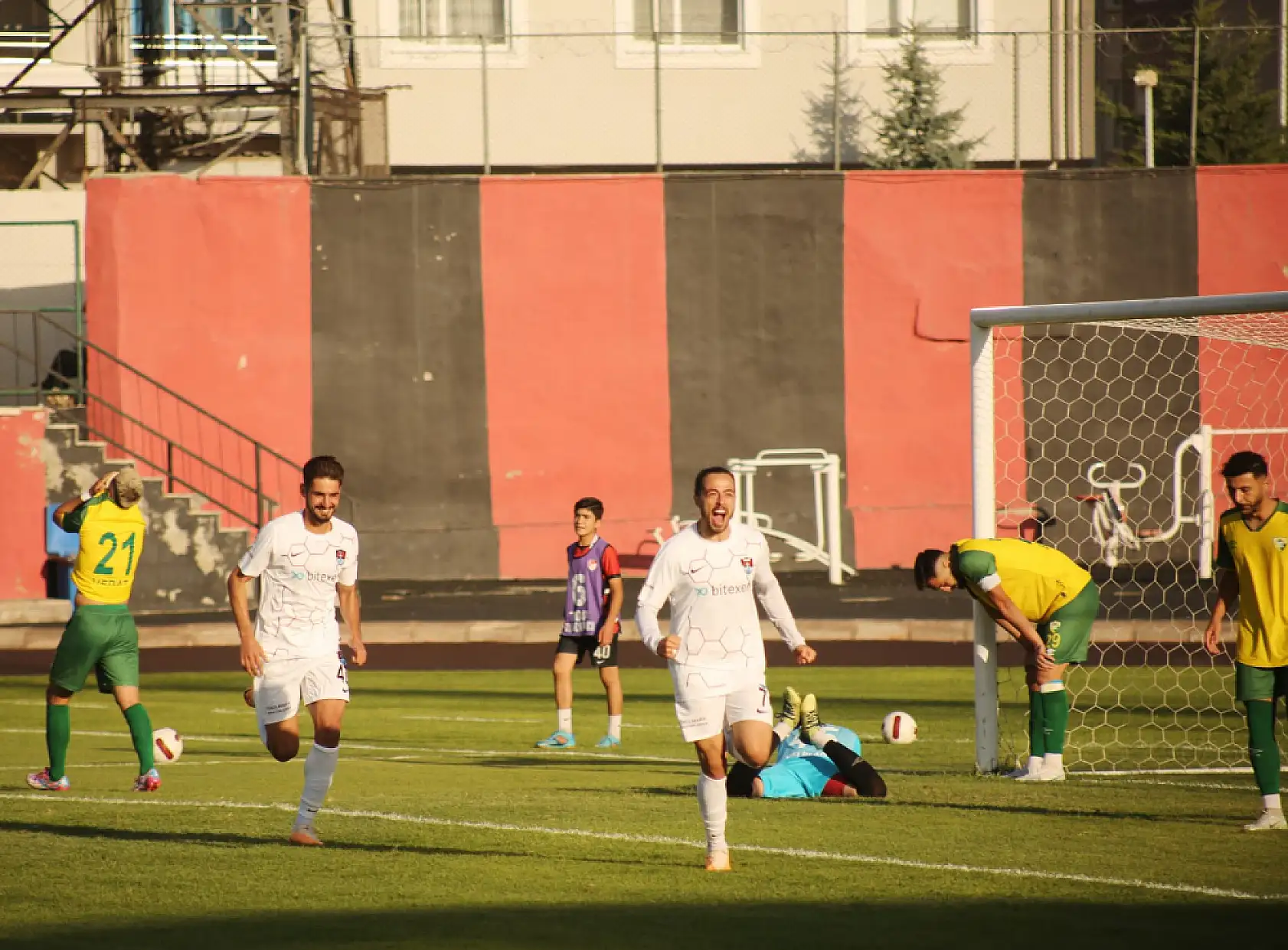 Vanspor FK - Adıyaman 1954 maçından kareler